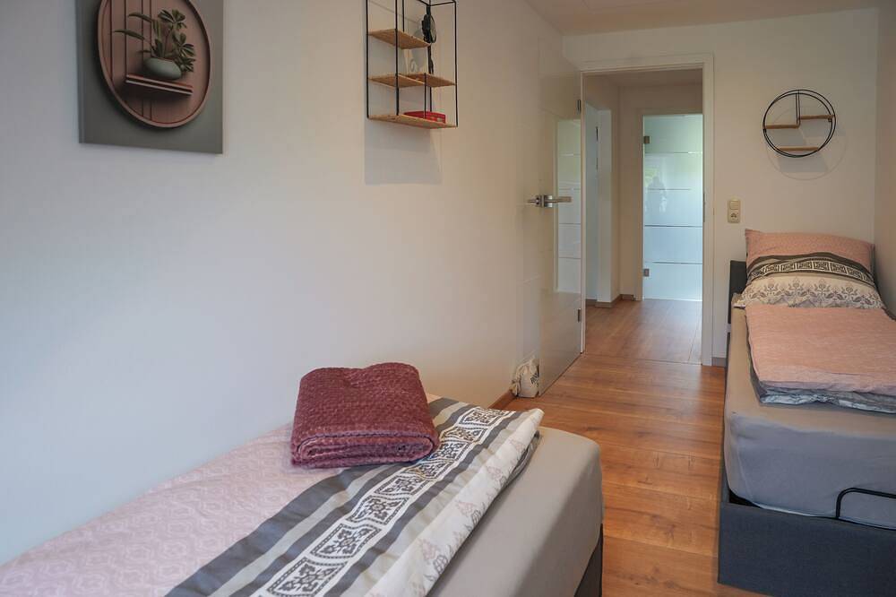 Ganze Wohnung, Ferienwohnung Uferglück  Gemütliche Wohnung direkt am Saarufer in Ayl, Landkreis Trier-Saarburg