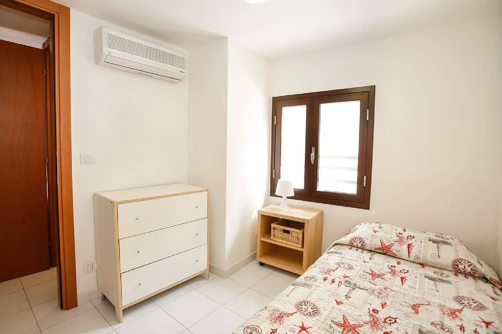 ¡La Mayoría De Los Apartamentos Renovados A Solo 50 Metros De La Playa! in Scicli, Provincia de Ragusa