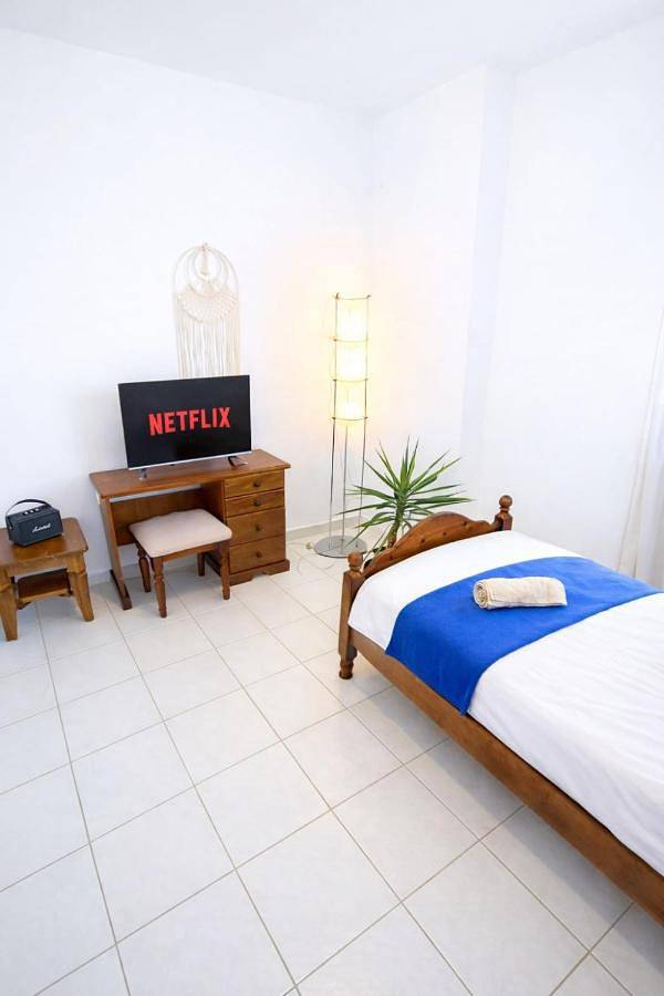 Maison d’hôte pour 2 personnes, avec piscine et vue ainsi que jardin et terrasse, animaux acceptés à Paphos (ville) - 3