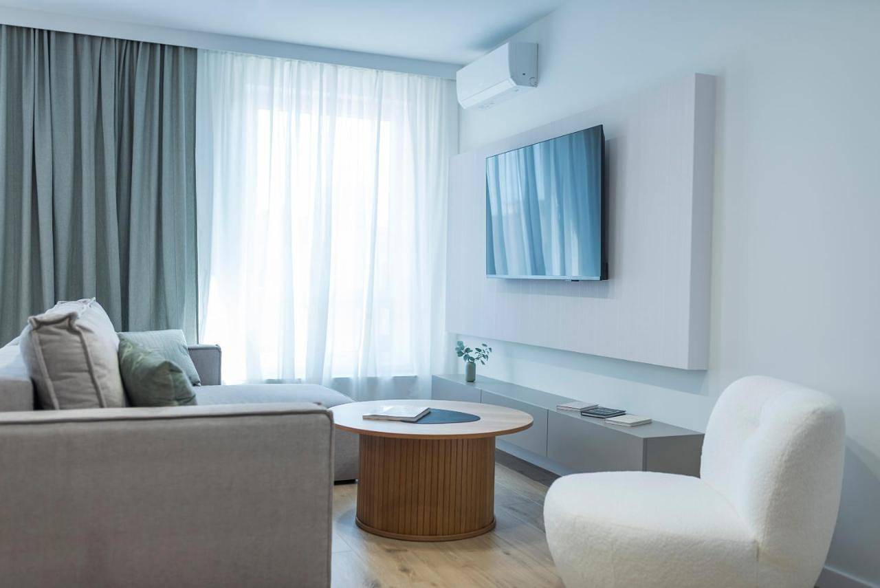 Cały apartament, Two-Bedroom Apartment with Balcony in Dzierżoniów, Sudety (Polska)