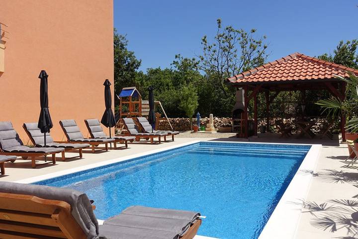 Studio für 2 Personen, mit Balkon und Pool in Petrcane - 3