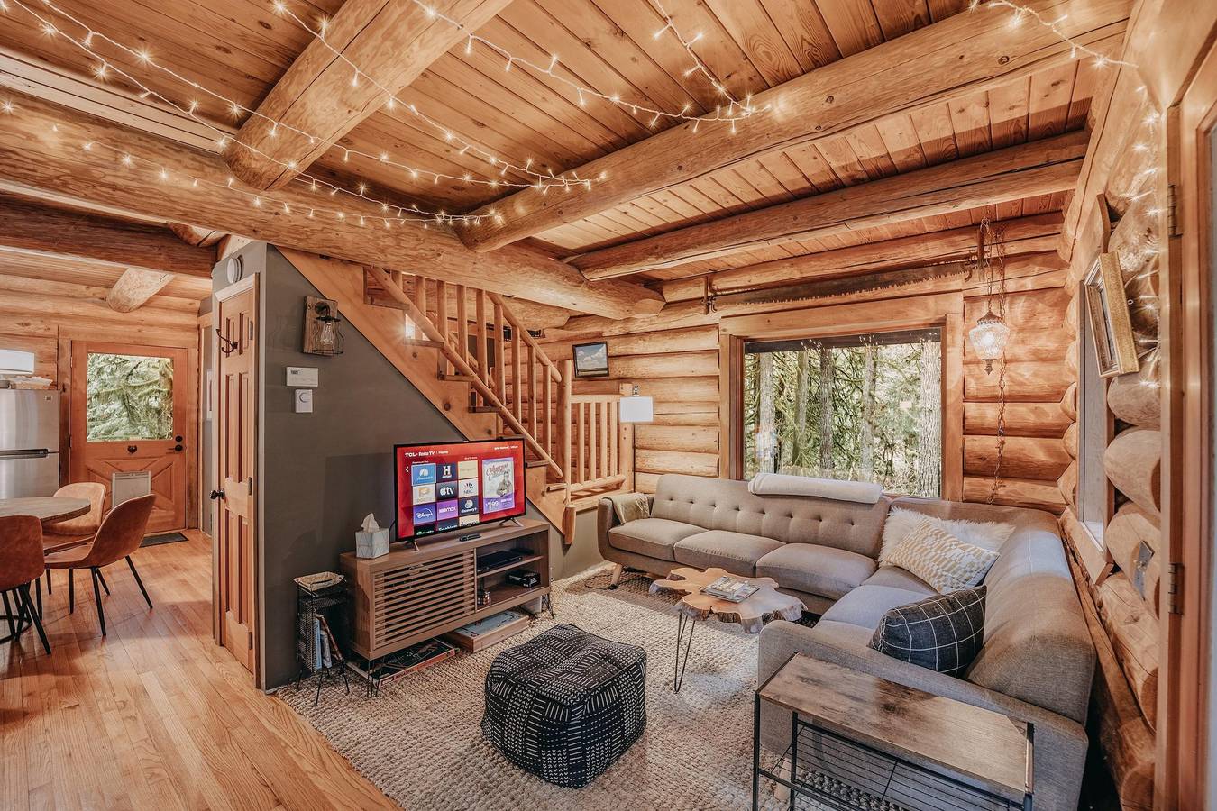 81Sl - Hot Tub - Wifi - Pets Ok - Sleeps 4 in Glacier, Mount Baker-Snoqualmie National Forest