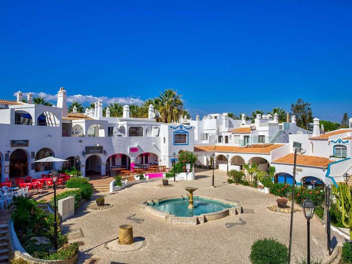 Ferienwohnung für 3 Personen, mit Pool und Garten, kinderfreundlich in Lagoa - 4