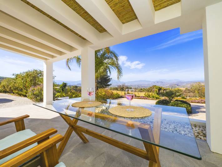 Casa rural para 2 personas, con piscina además de jardín y terraza en Valle del Guadalorce - 4