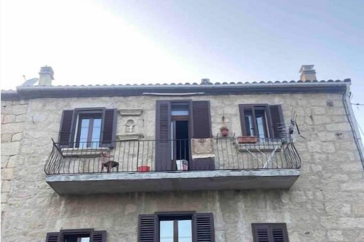 Gîte pour 5 personnes, avec Balcon à Quenza