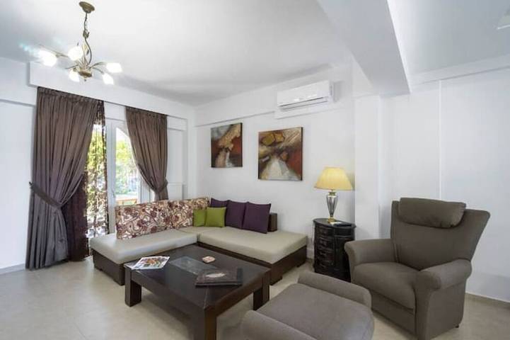 Ferienhaus für 5 Personen, mit Balkon und Garten