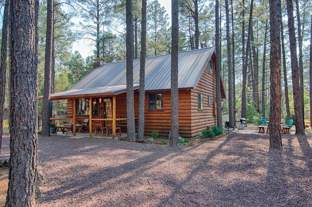 Log Cabin for 4 Guests in Arizona, USA