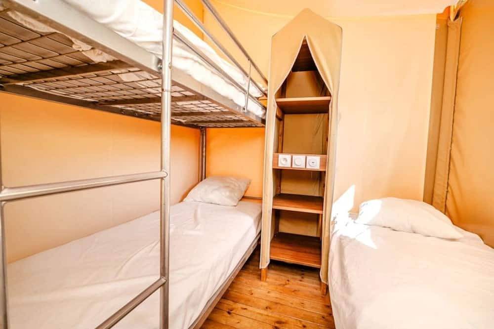 Zecamping 3 étoiles piscine chauffée jacuzzi sauna tente 5 pers in Huelgoat, Châteaulin und Umgebung