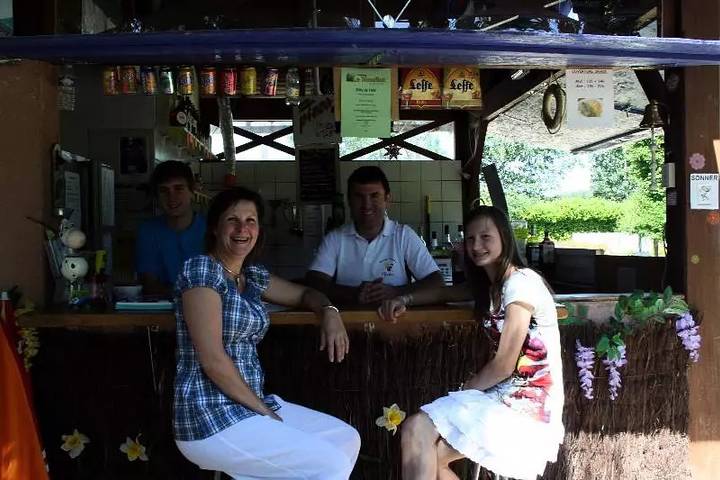 Camping pour 4 personnes, avec piscine et terrasse, animaux acceptés dans le Lot-et-Garonne - 4