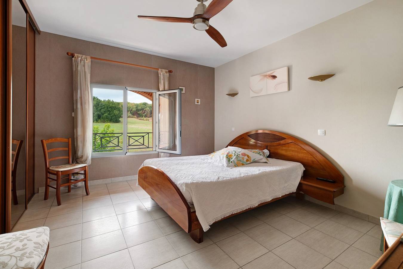 Chambre d’hôtes 'Chambre Lauragaise' avec piscine partagée, Wi-Fi et climatisation in Saint-Marcel-Paulel, Toulouse et ses environs