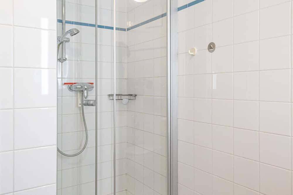 Ganze Wohnung, Apartmenthaus Arkona Vitte nur ca. 200m zum Strand, Wlan, 2-4 Personen in Hiddensee, Vorpommern-Rügen