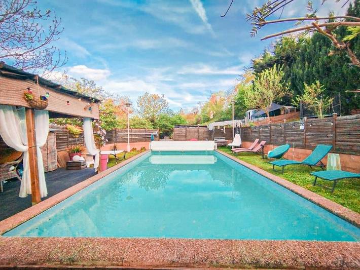 Appartement de vacances pour 5 personnes, avec Balcon et Jardin ainsi que Piscine et Vue