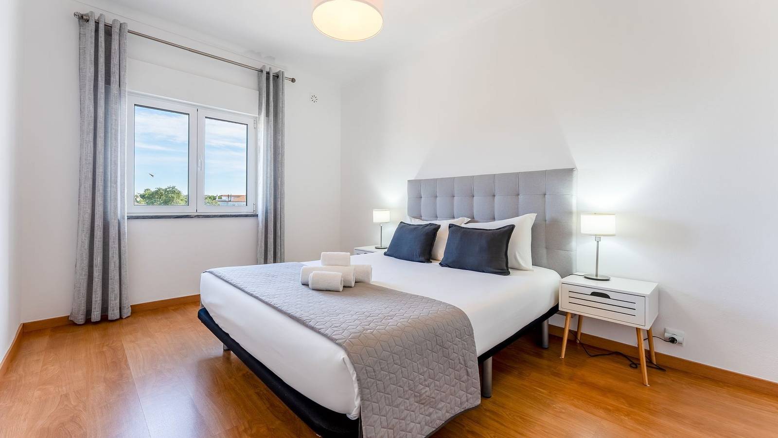 Apartamento inteiro, Apt T3 Luminoso c/Piscina Ferreiras by Lovelystay in Ferreiras, Distrito de Faro