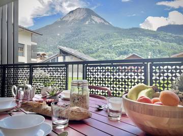 Gîte pour 5 personnes, avec terrasse à Bozel