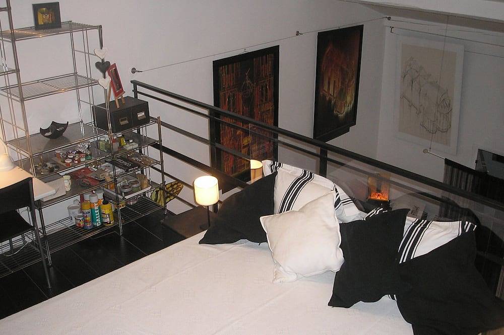 Künstlerhaus mit Terrasse, Zugang zum mediterranen Garten und Pool in Pignan, Côte d'Améthyste