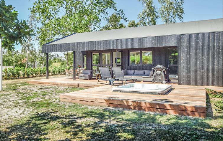 Ferienhaus für 8 Personen, mit Terrasse und Garten in Juelsminde