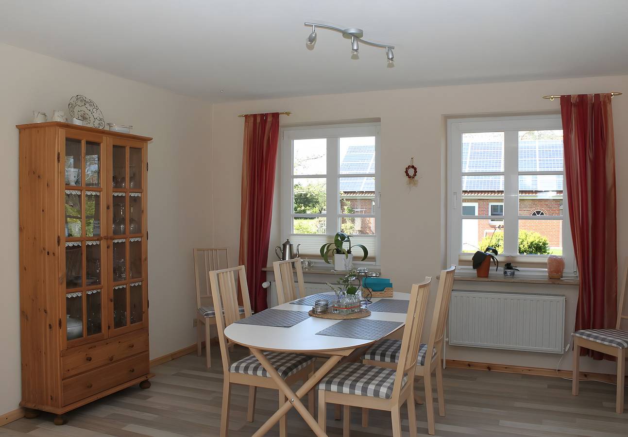 Casa de vacaciones 'Stie Tinningstedt' con terraza privada, jardín privado y Wi-Fi in Tinningstedt, Grünes Binnenland