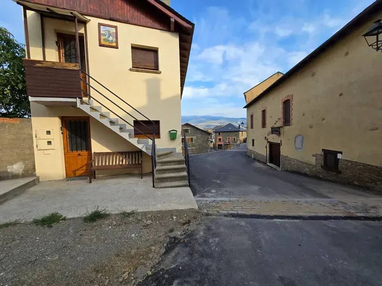 Ganze Wohnung, Modernes Appartement in Escadarcs, 60 m² mit Bergblick in Fontanals de Cerdanya, Katalanische Pyrenäen