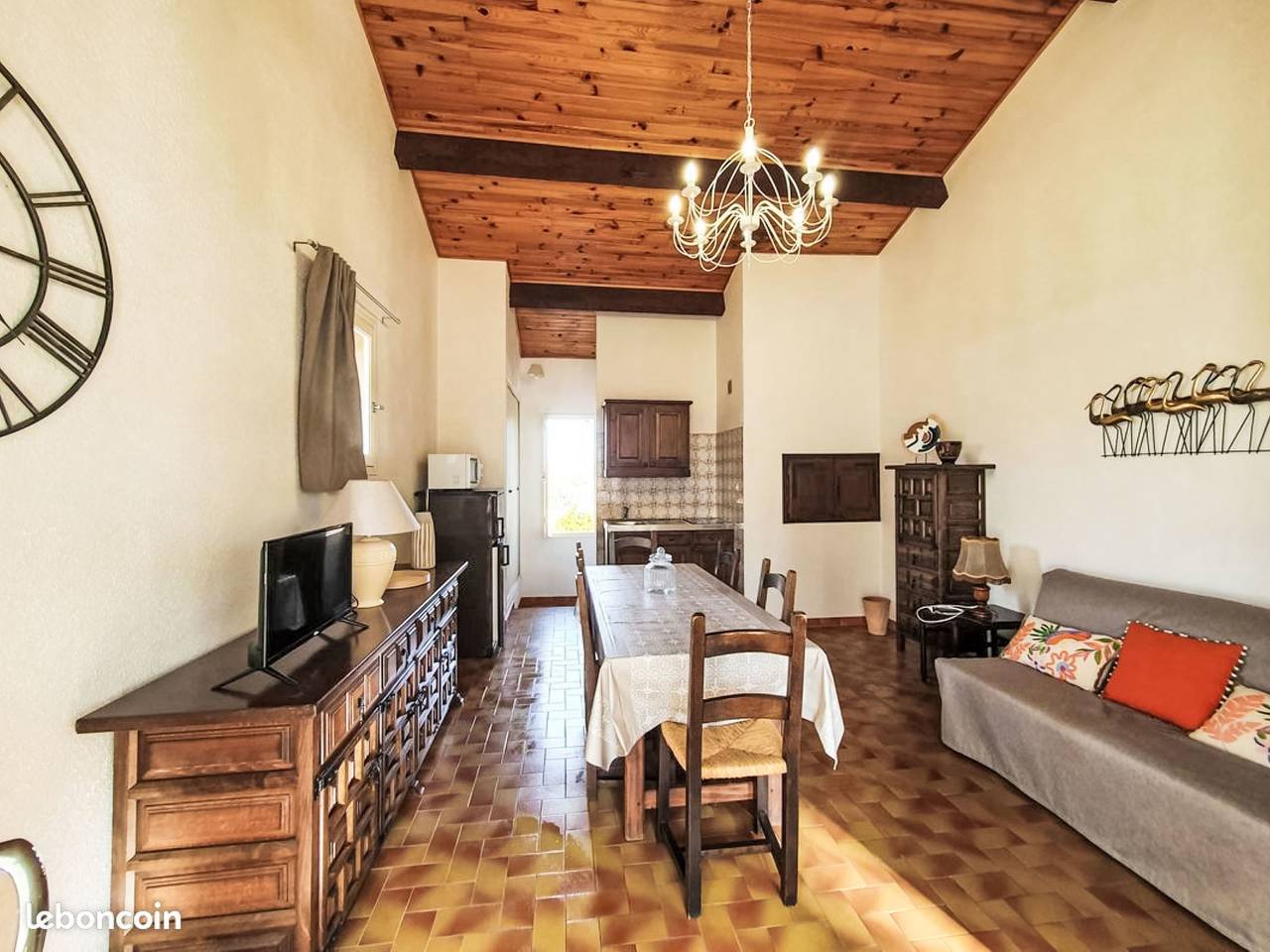 Résidence les Figuiers fleurs in Six-Fours-les-Plages, Region de Toulon