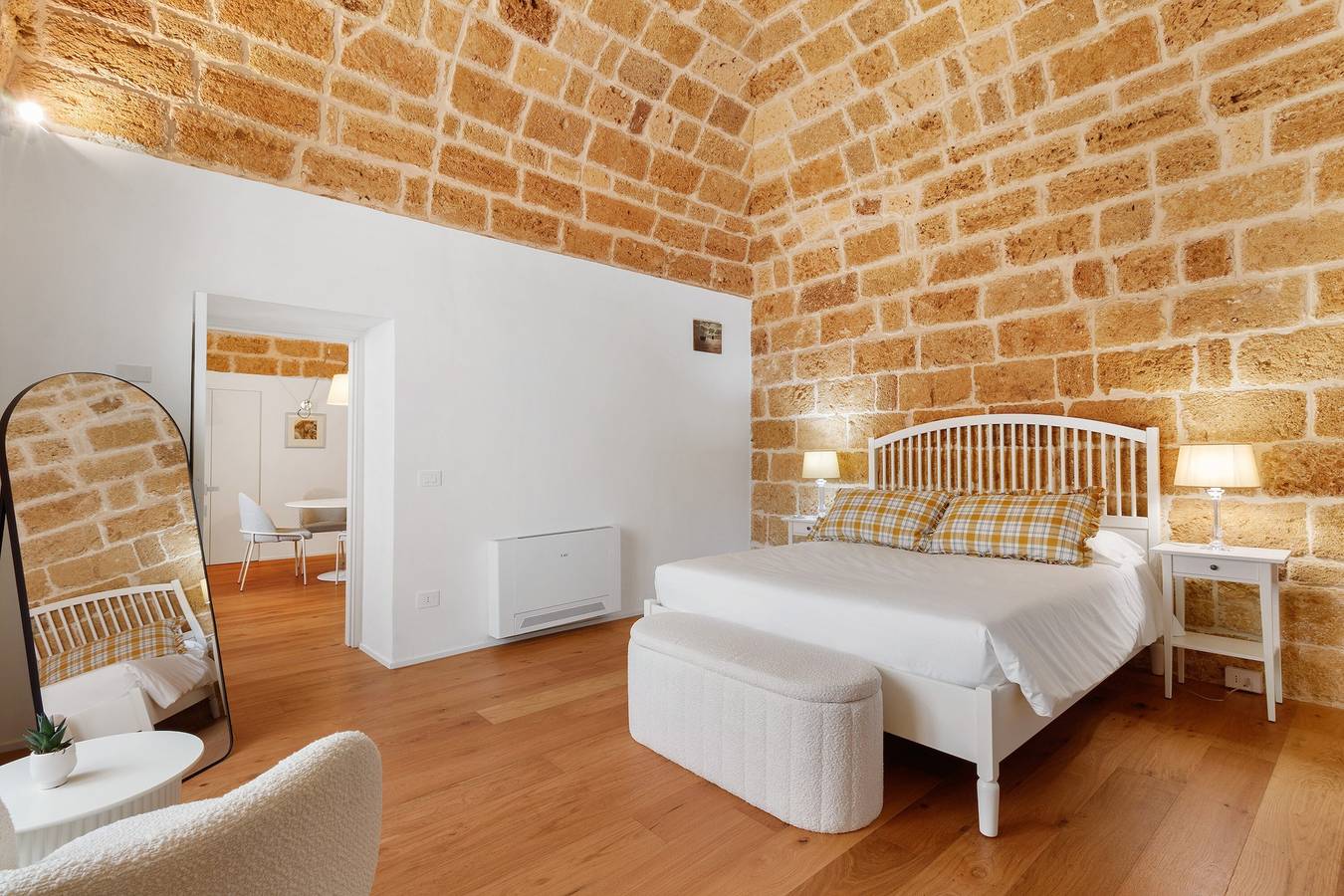 Ganze Wohnung, Suite-Apartment mit Whirlpool in Gioia del Colle, Bari Provinz