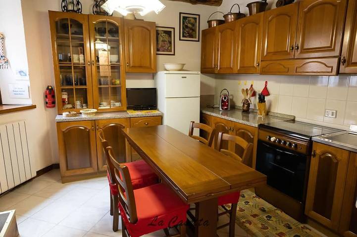Ferienwohnung für 3 Personen, mit Terrasse in Brusimpiano Gemeinde