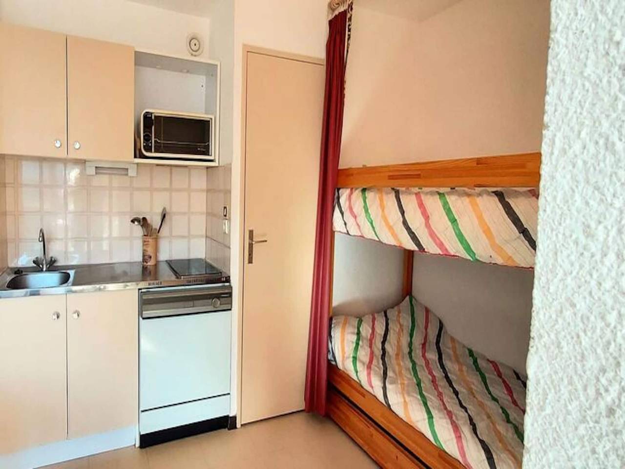 Apartamento entero, 2 Habitaciones para 6 Personas in Réallon, Parque Nacional de los Ecrins