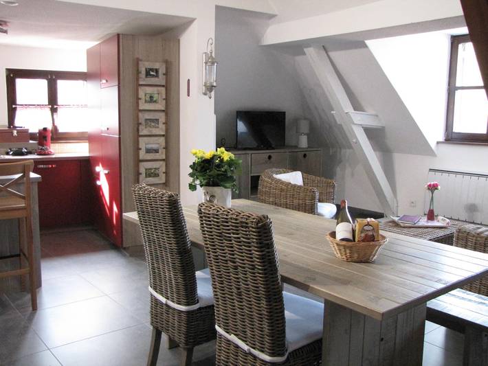 Appartement entier, Appartement « Le Bretzel » avec vue sur la montagne et Wi-Fi in Ribeauvillé, Parc naturel régional des Ballons des Vosges