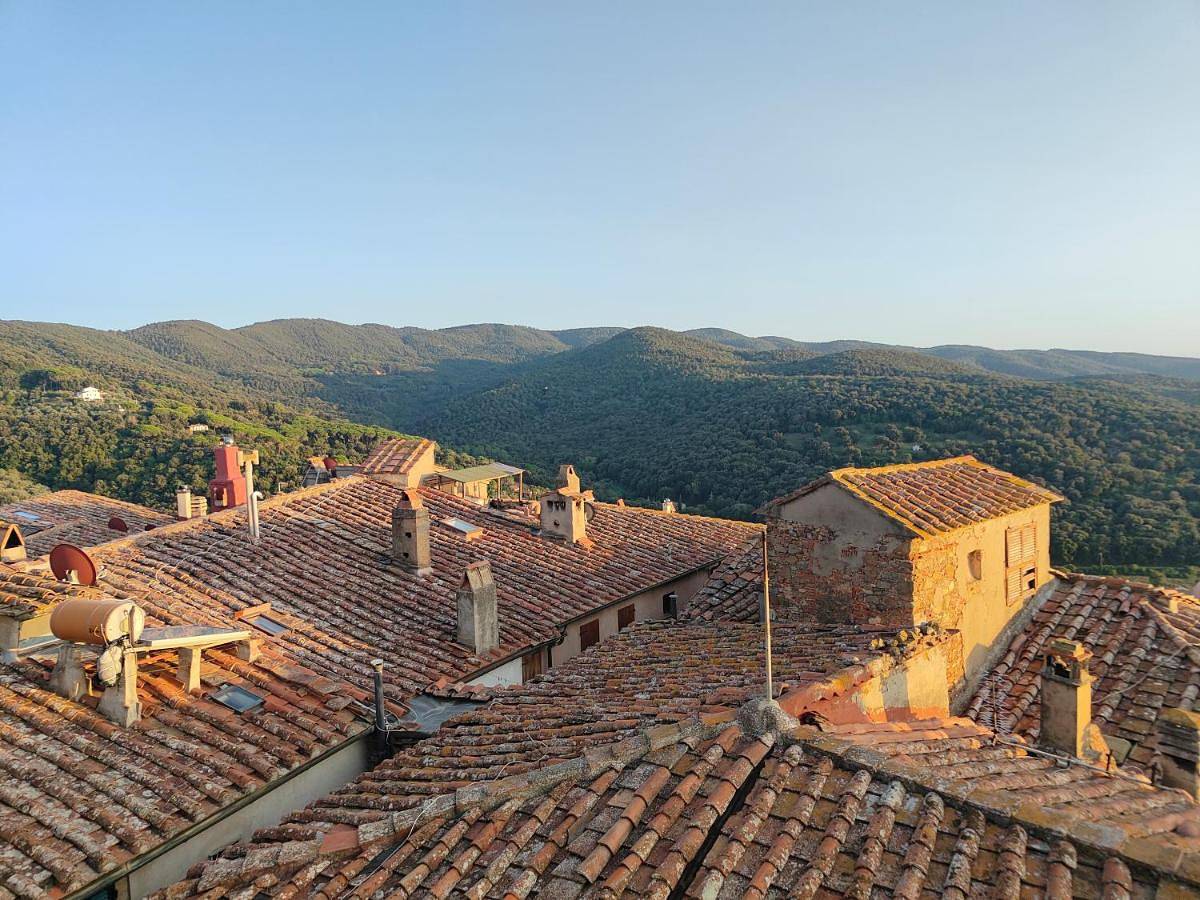 Double Room with Private Bathroom in Castagneto Carducci, Etruskische kust
