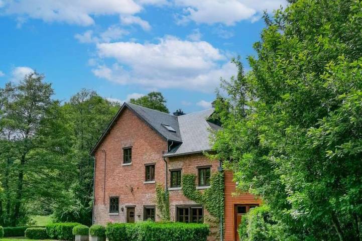 Vakantiehuis voor 12 personen, met tuin in Marche-en-Famenne