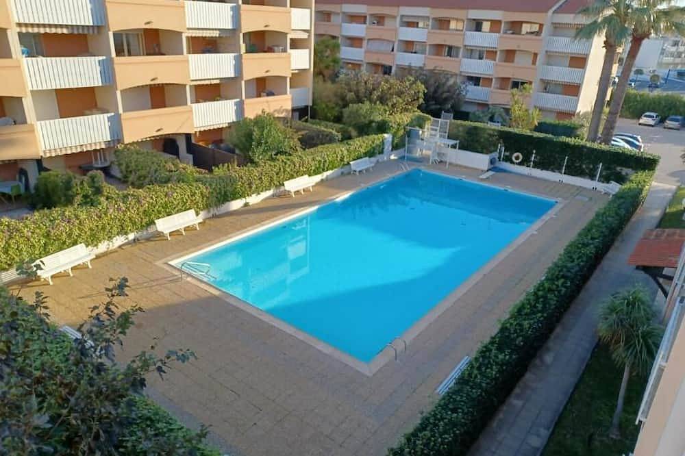 Apartamento entero, Casa rural en la campiña de Aix in Rognes, Region de Aix-en-Provence