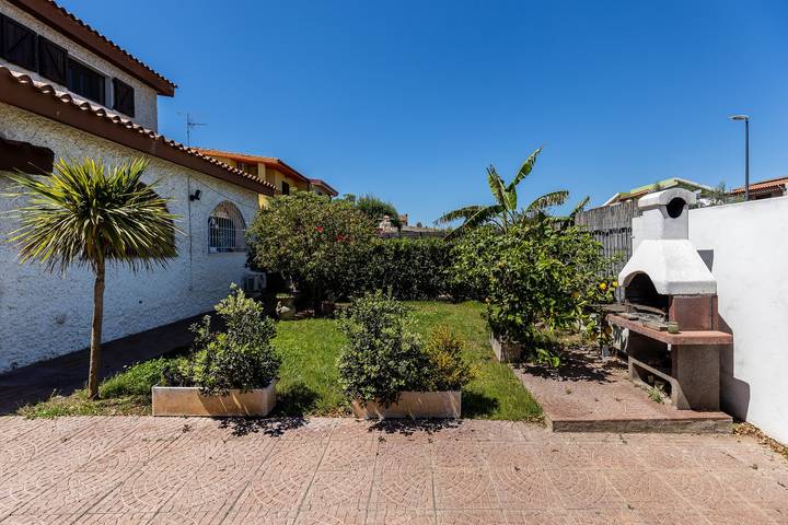 Maison de vacances 'Charme' à La Maddalena Spiaggia, 8 pers, jardin privé in Maddalena Spiaggia, Capoterra