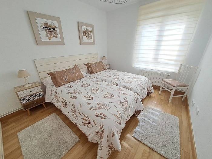 Ganze Ferienwohnung, Ferienwohnung für 6 Personen mit Balkon/Terrasse in Selaya, Cordillera Cantábrica