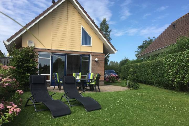 Vakantiehuis voor 5 personen, met tuin en zwembad in Medemblik