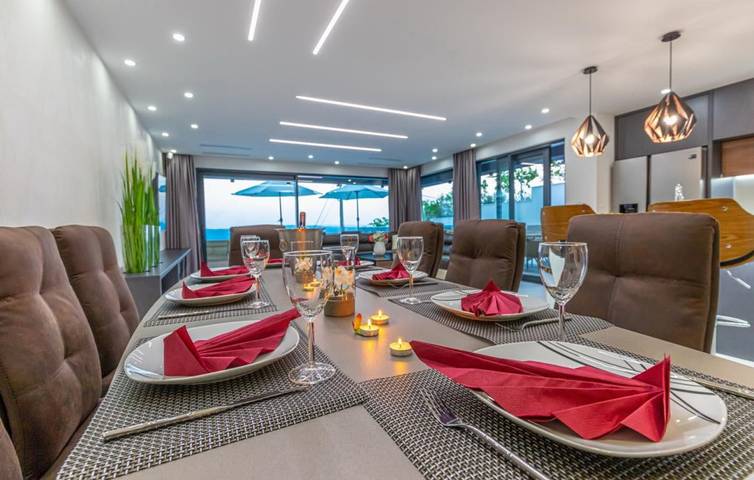 Ferienhaus für 8 Personen, mit Whirlpool und Terrasse sowie Garten und Sauna in Crikvenica - 3