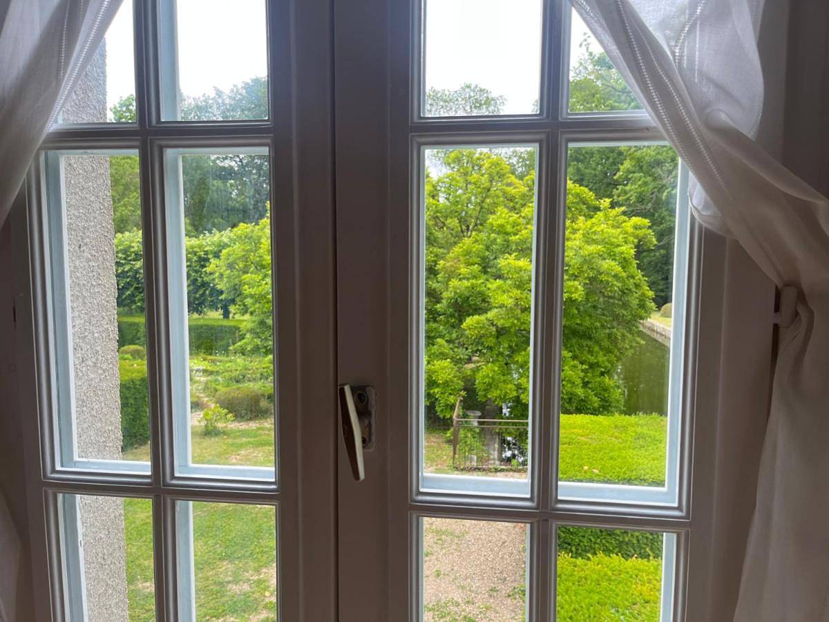 Two-Bedroom House in Moigny-sur-École, Parc naturel régional du Gâtinais français