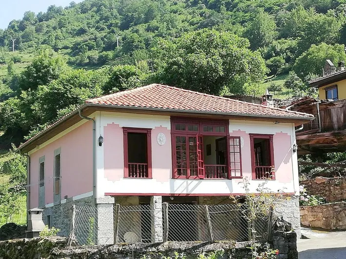 Casa de vacaciones para 6 personas, con terraza además de vistas y jardín, Se admiten mascotas - 1