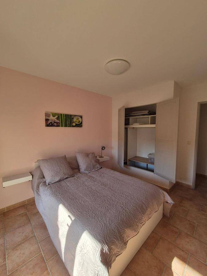 Gîte pour 4 personnes, avec terrasse à Port-Saint-Louis-du-Rhône - 4