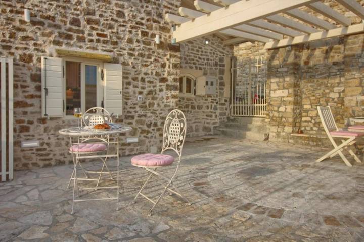 Ferienhaus für 4 Personen, mit Terrasse und Garten sowie Ausblick in Motovun - 4