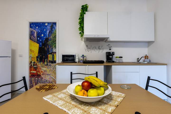 Appartamento intero, Appartamento 'Monolocale In Villa Con Piscina' con vista sulle montagne, piscina condivisa e Wi-Fi in Comiso, Provincia di Ragusa
