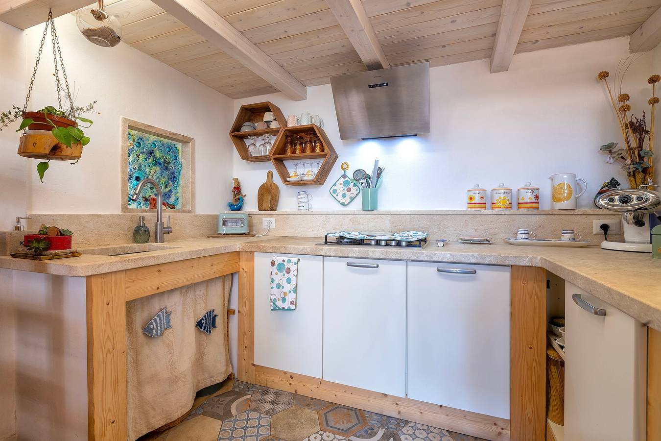 Ganze Wohnung, Ferienwohnung 'Perla Marina' mit Balkon, Wlan und Klimaanlage in Trinità d'Agultu e Vignola und Umgebung, Olbia-Tempio