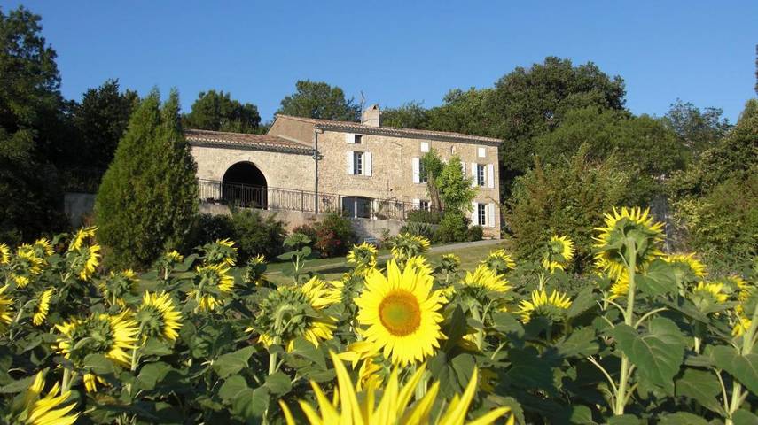 Chambre d’hôte pour 2 personnes, avec vue et jardin à Saint-Martin-Lalande