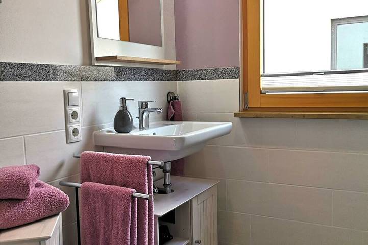 Ferienwohnung für 3 Personen, mit Terrasse in Kitzingen - 3