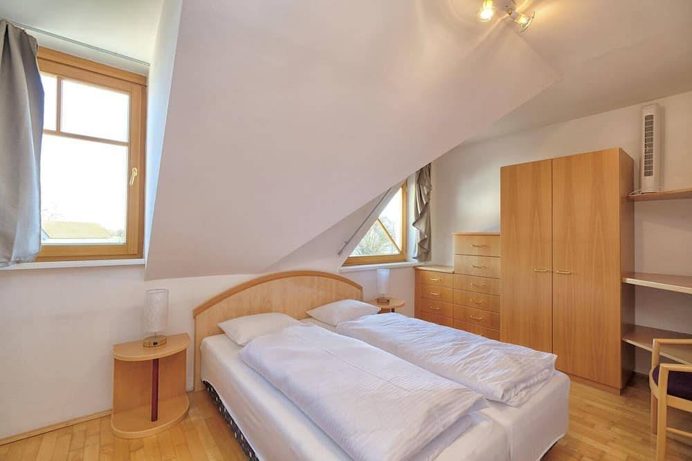 Das Burgennest 6, Parkplatz, Garten, Bademantelgang, Therme Lutzmannsburg in Lutzmannsburg, Mittelburgenland