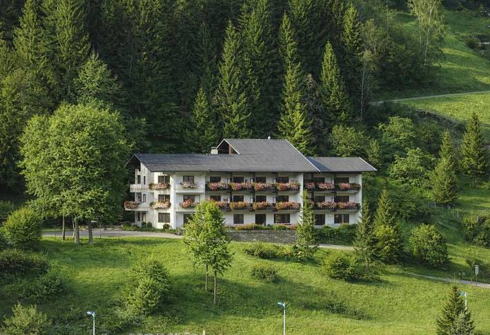 BnB für 2 Personen, mit Garten und Ausblick in Bad Kleinkirchheim