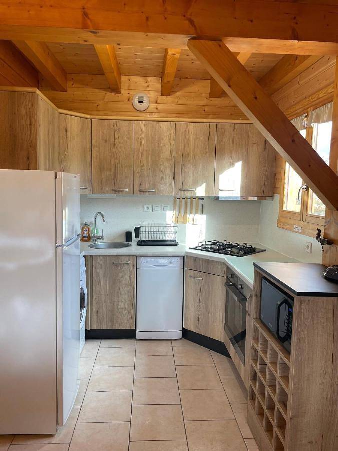 Gîte pour 6 personnes, avec jardin et balcon à Champdray - 4
