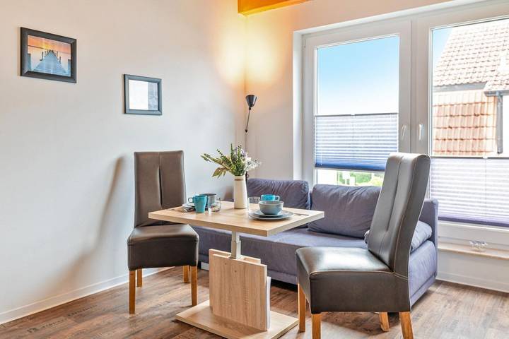 Apartamento entero, Apartamento de vacaciones para 2 personas con jardín in Koserow, Bernsteinbäder
