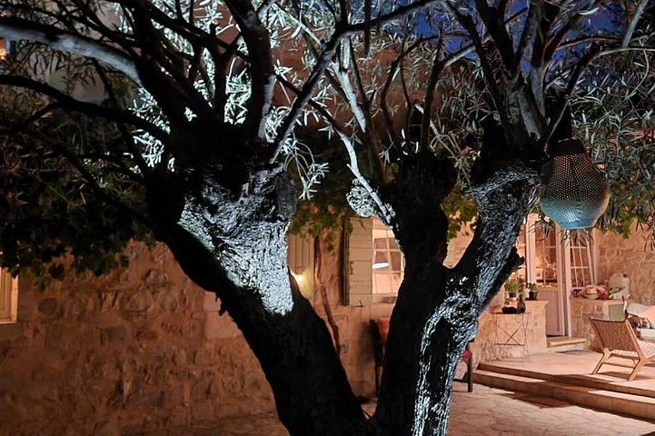 Location de vacances pour 6 personnes, avec jardin et terrasse à Lussan - 2