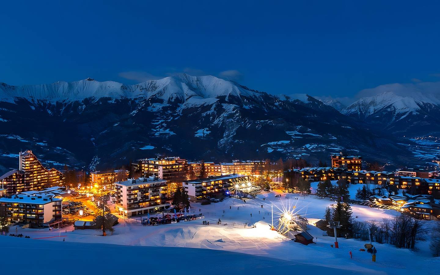 Hel lägenhet, Apartment 'Studio in the Heart of Praloup' with Mountain View and Private Terrace in Pra-Loup, Uvernet-Fours