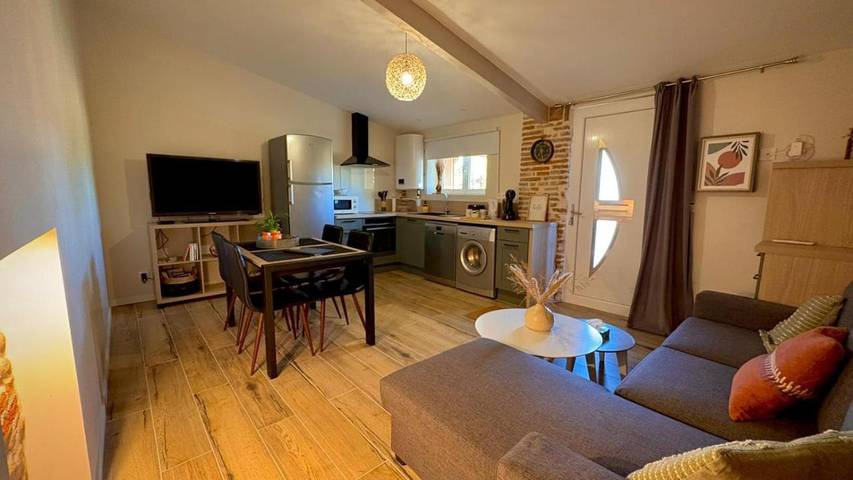 Location de vacances pour 4 personnes, avec vue et jardin dans Esperce