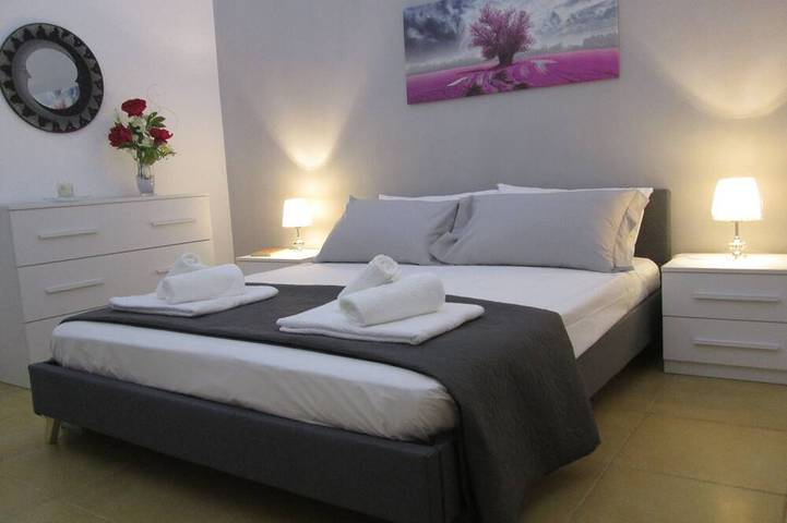 Ferienwohnung für 8 Personen, mit Terrasse und Garten